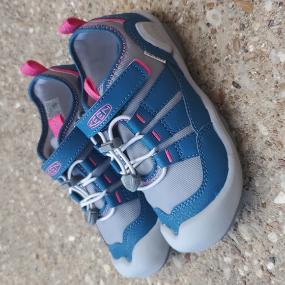 Keen Notch Hollow Water Outdoor Sneakers Teal Pink Grey Youth 12 Washable - Picture 2 of 9